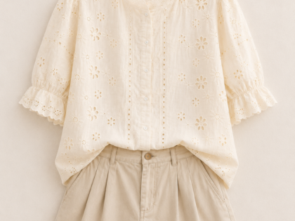 Blouse  à motif brodé – Manches courtes élégantes