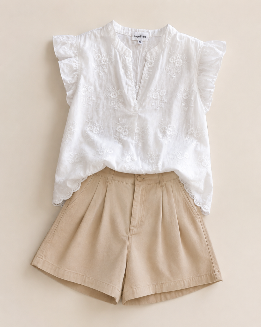 Blouse grande taille à motif brodé – Manches courtes élégantes